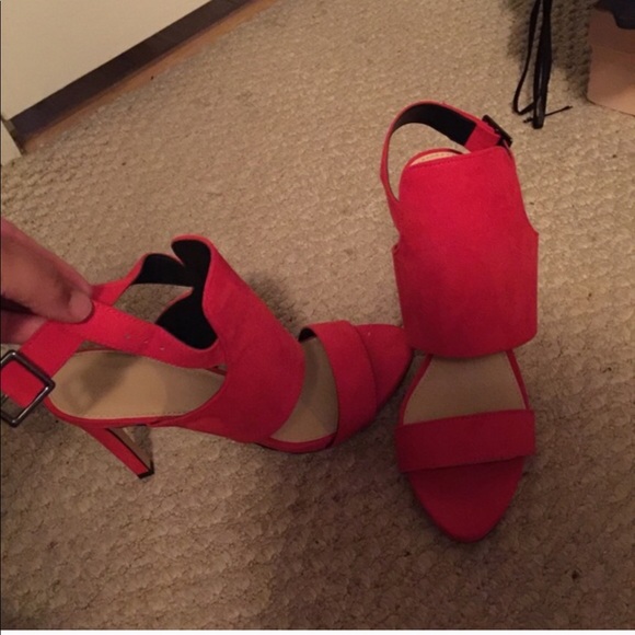 Red Zara Sandals/Pumps - Picture 3 of 4